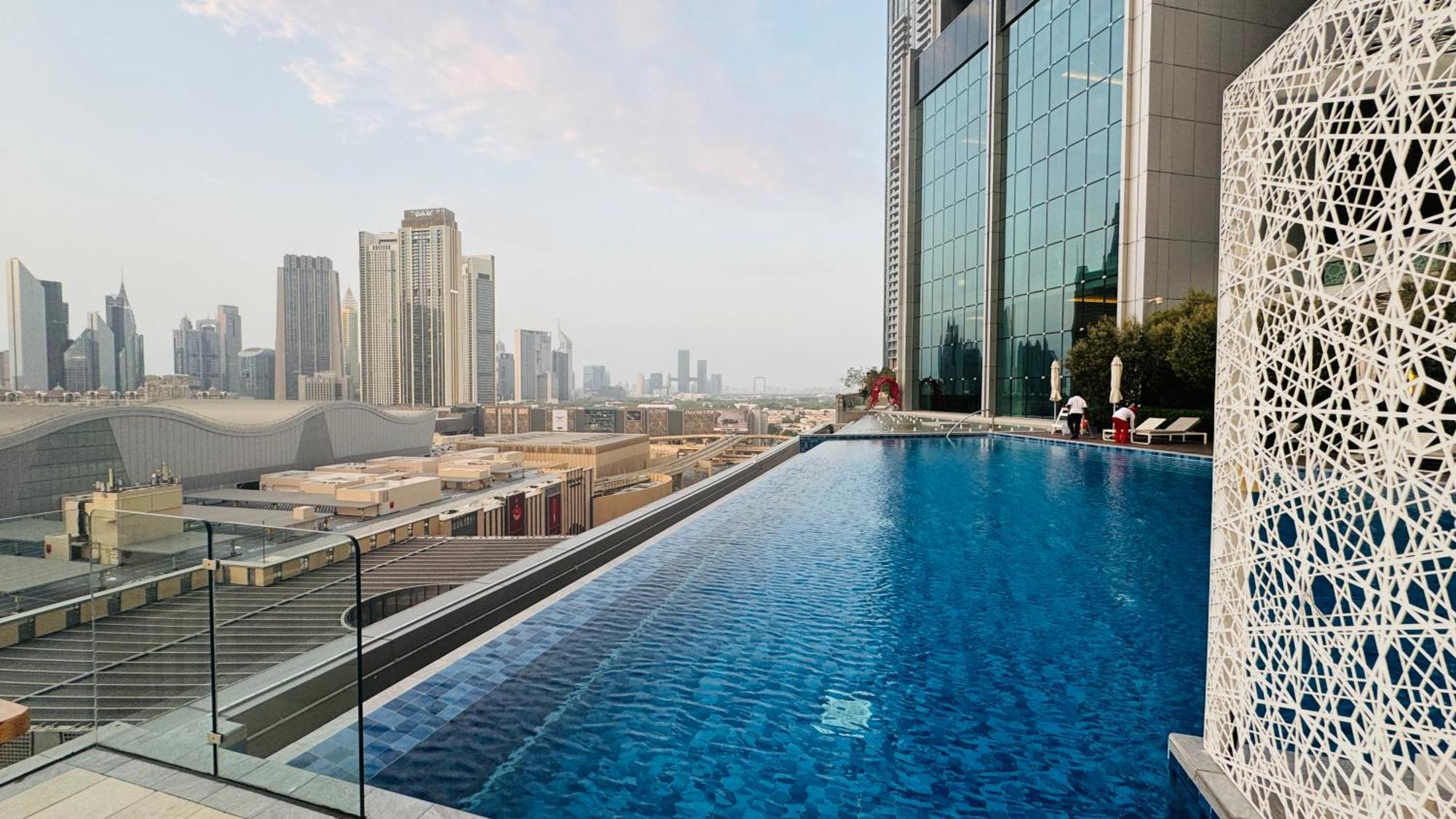 5 Minutes To Dubai Mall - Visitors Choice Dunya Apartments - Central Downtown Дубай Екстер'єр фото